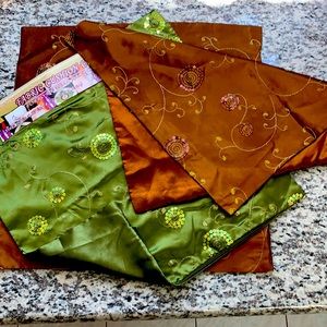 5 decorative sequenced pillow cover 17”